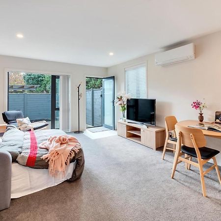 Greenwich Townhouse With Parking And Air-Con أوكلاند المظهر الخارجي الصورة