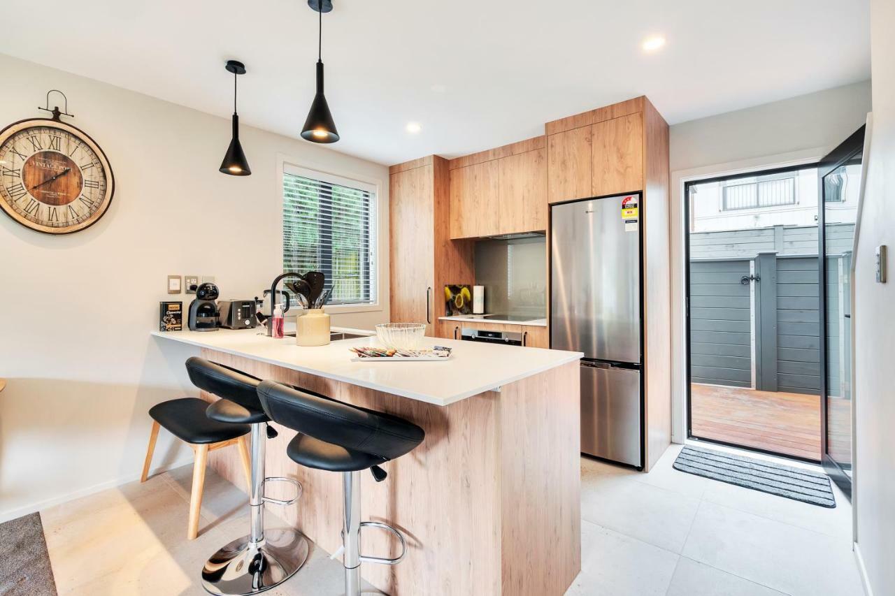 Greenwich Townhouse With Parking And Air-Con أوكلاند المظهر الخارجي الصورة