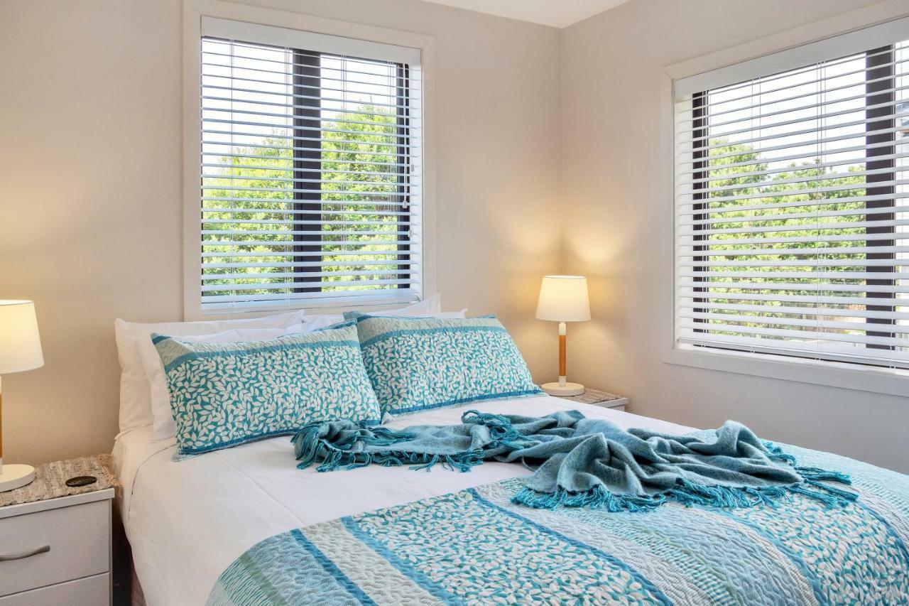 Greenwich Townhouse With Parking And Air-Con أوكلاند المظهر الخارجي الصورة